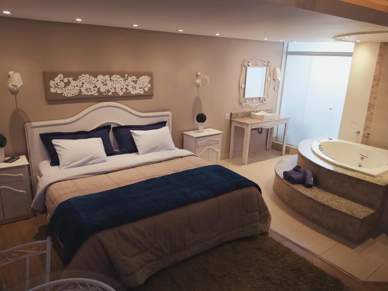 פרודנטופוליס Hotel Domo מראה חיצוני תמונה